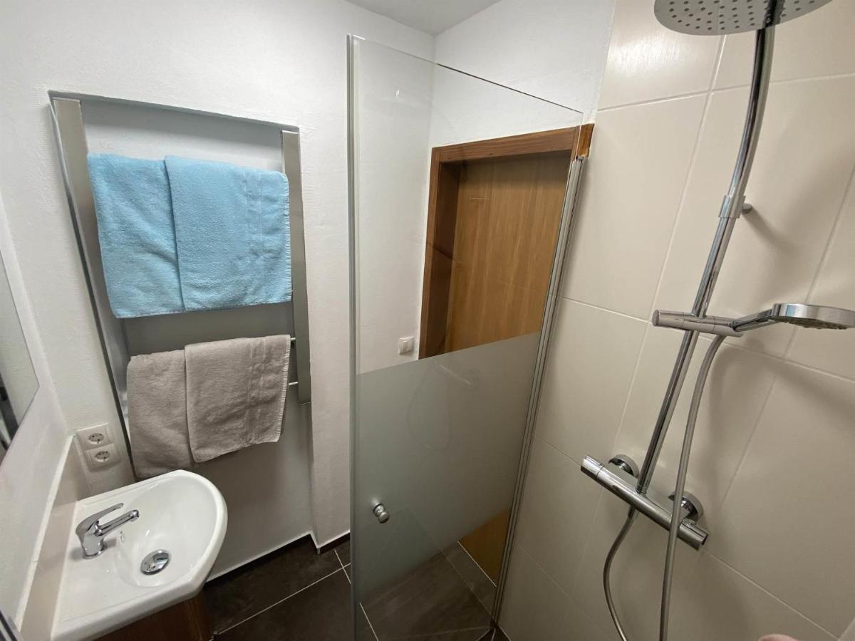 Ferienwohnung Willi Schruns Ruang foto
